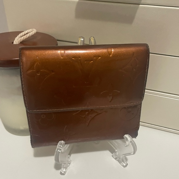 Louis Vuitton monogram Vernis Elise wallet in Carmel Gold - Picture 4 of 16